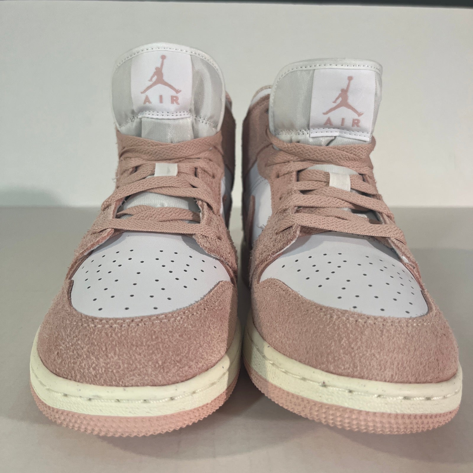 7Y Nike Air Jordan 1 Mid SE GS "White/Legend Pink" (New with Defects) (FN7432-161)