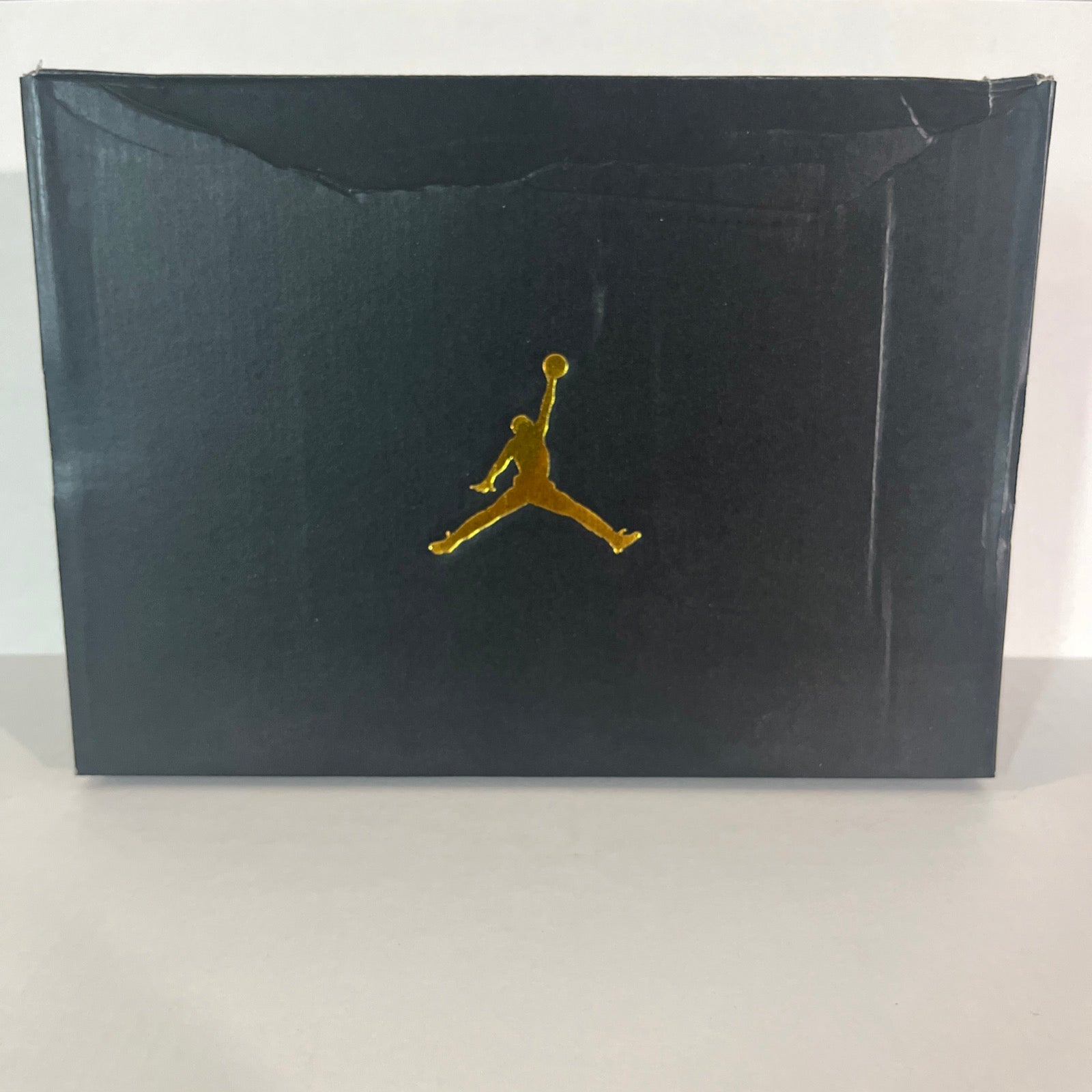 7Y Nike Air Jordan 1 Mid SE GS "White/Legend Pink" (New with Defects) (FN7432-161)