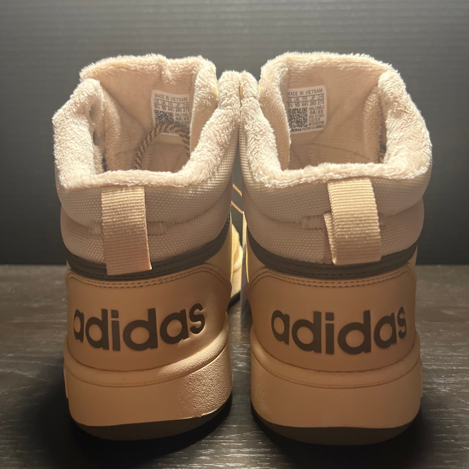 10.5M Adidas Hoops 3.0 Mid Magic Beige Winterized (IG7929)