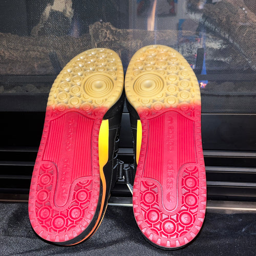 10.5M Adidas Forum Low "Black/Solar Yellow/Red" (FZ5891)