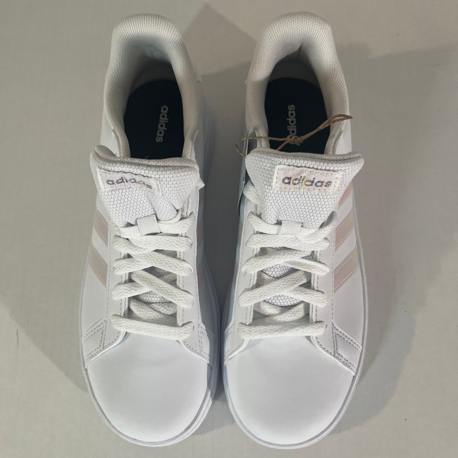 6.5W Adidas Grand Court 2.0 'White Iridescent' (GY2326)