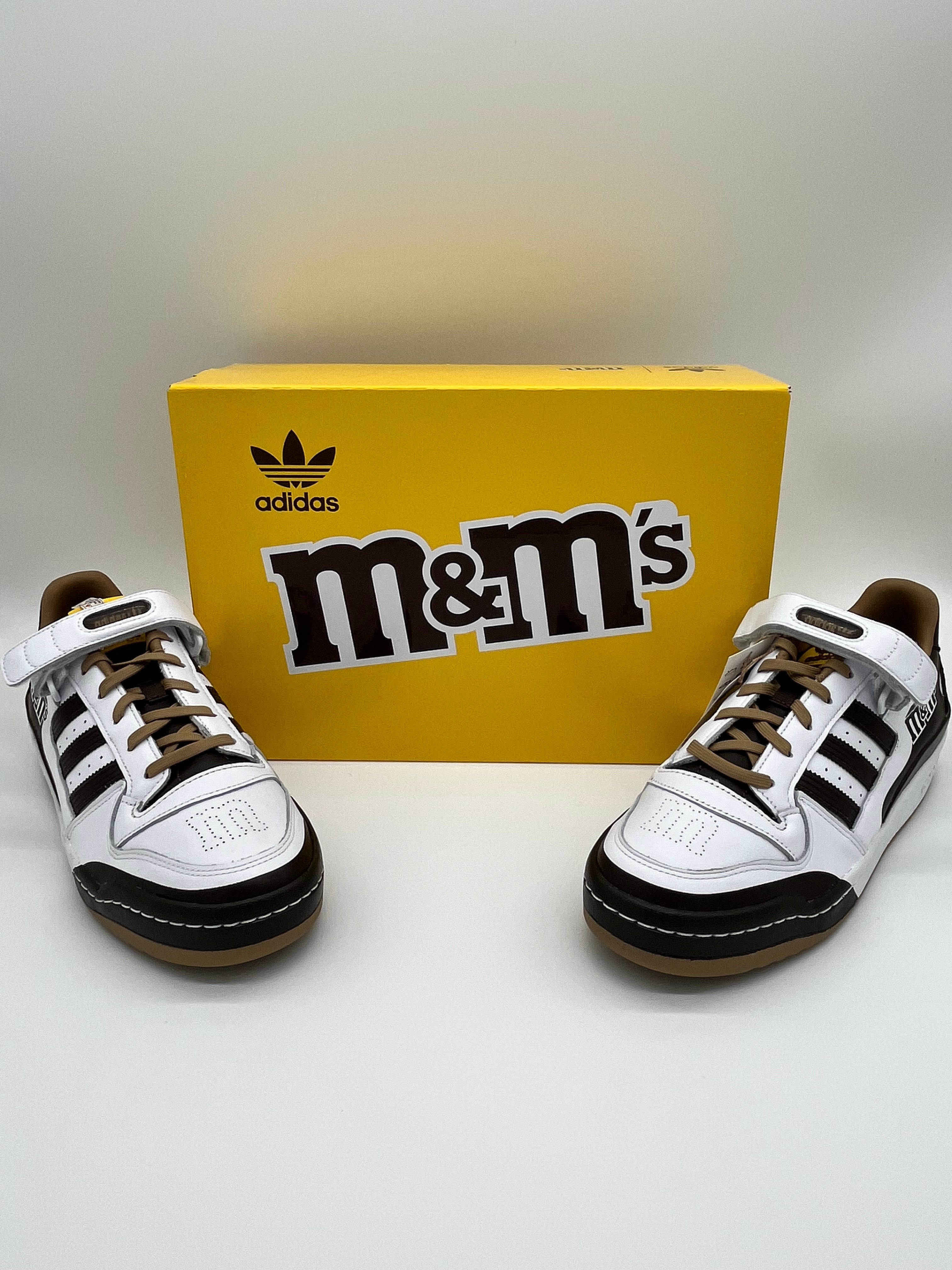 10.5 M Adidas M&M’s “Collection 6of6” Forum Lo ‘84