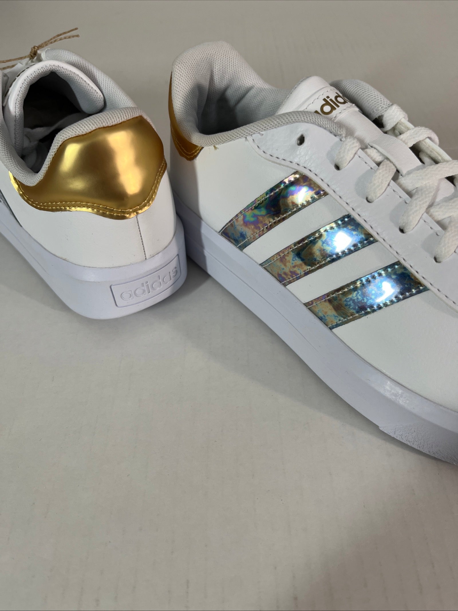 7.5W Adidas Court Platform (HW7156)