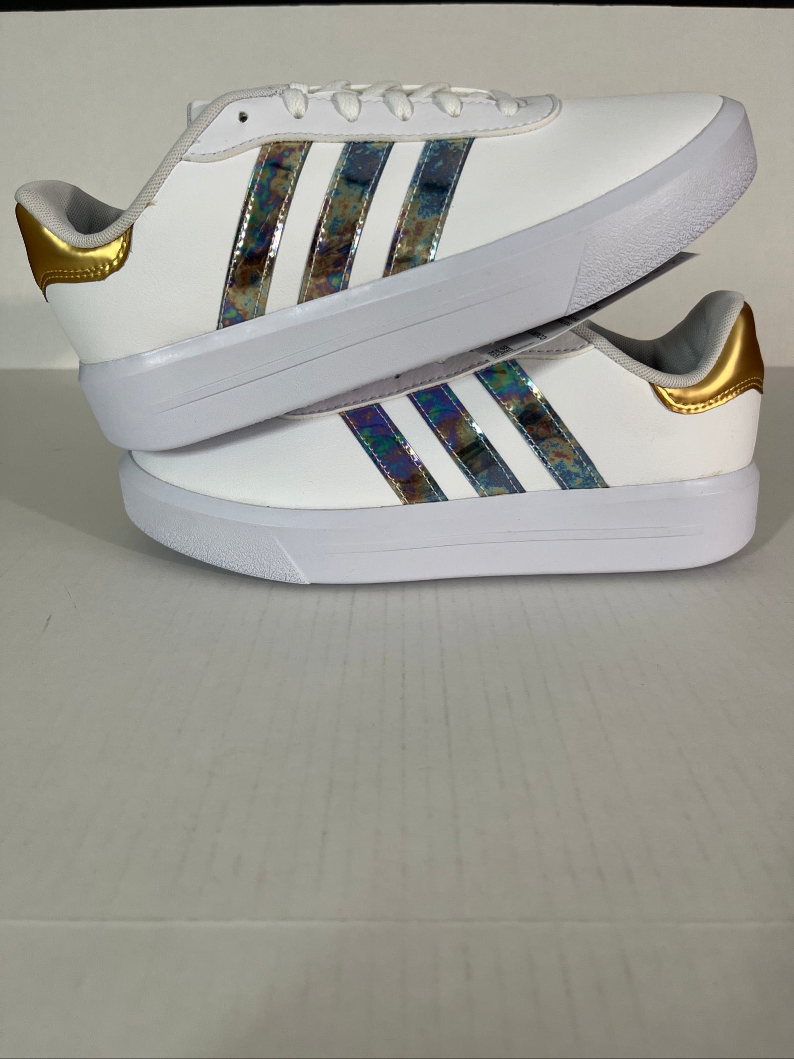 7.5W Adidas Court Platform (HW7156)