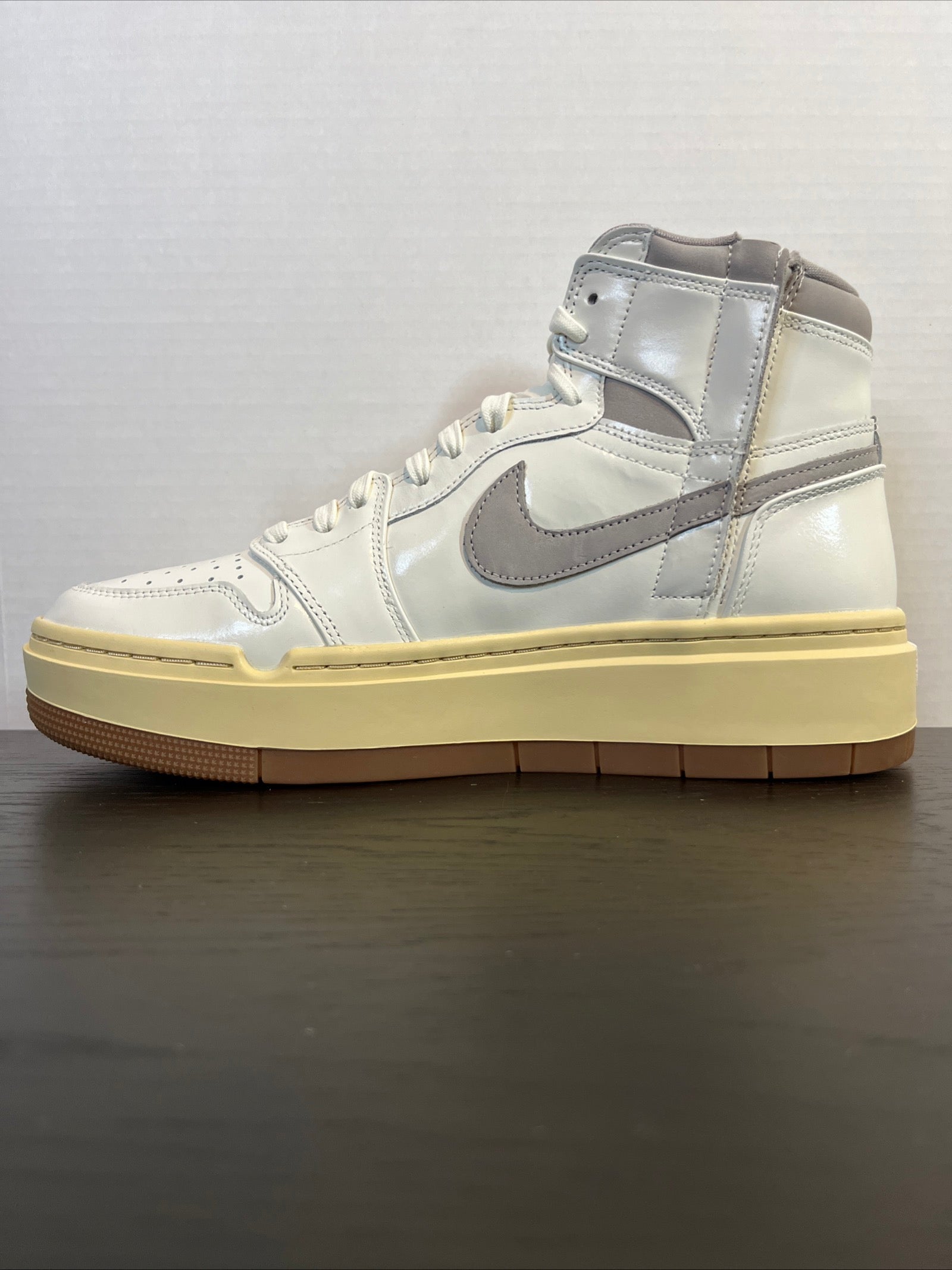 11.5W Nike Air Jordan 1 Elevate High SE "Sail/College Grey/Pale Vanilla" (DZ3744-100)