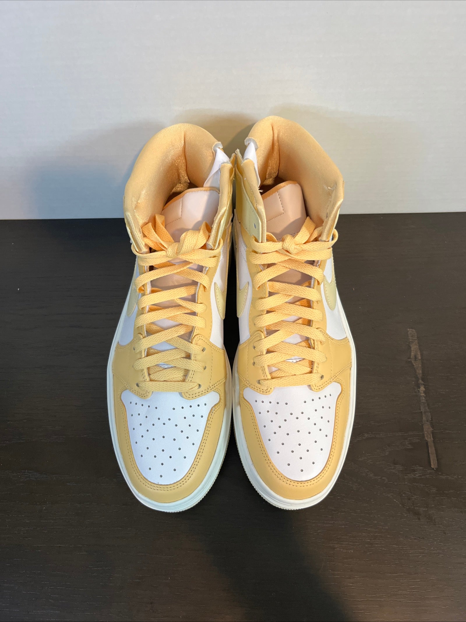 11.5W Nike Air Jordan 1 Elevate High "Celestial Gold/Muslin-White" (DN3253-200)