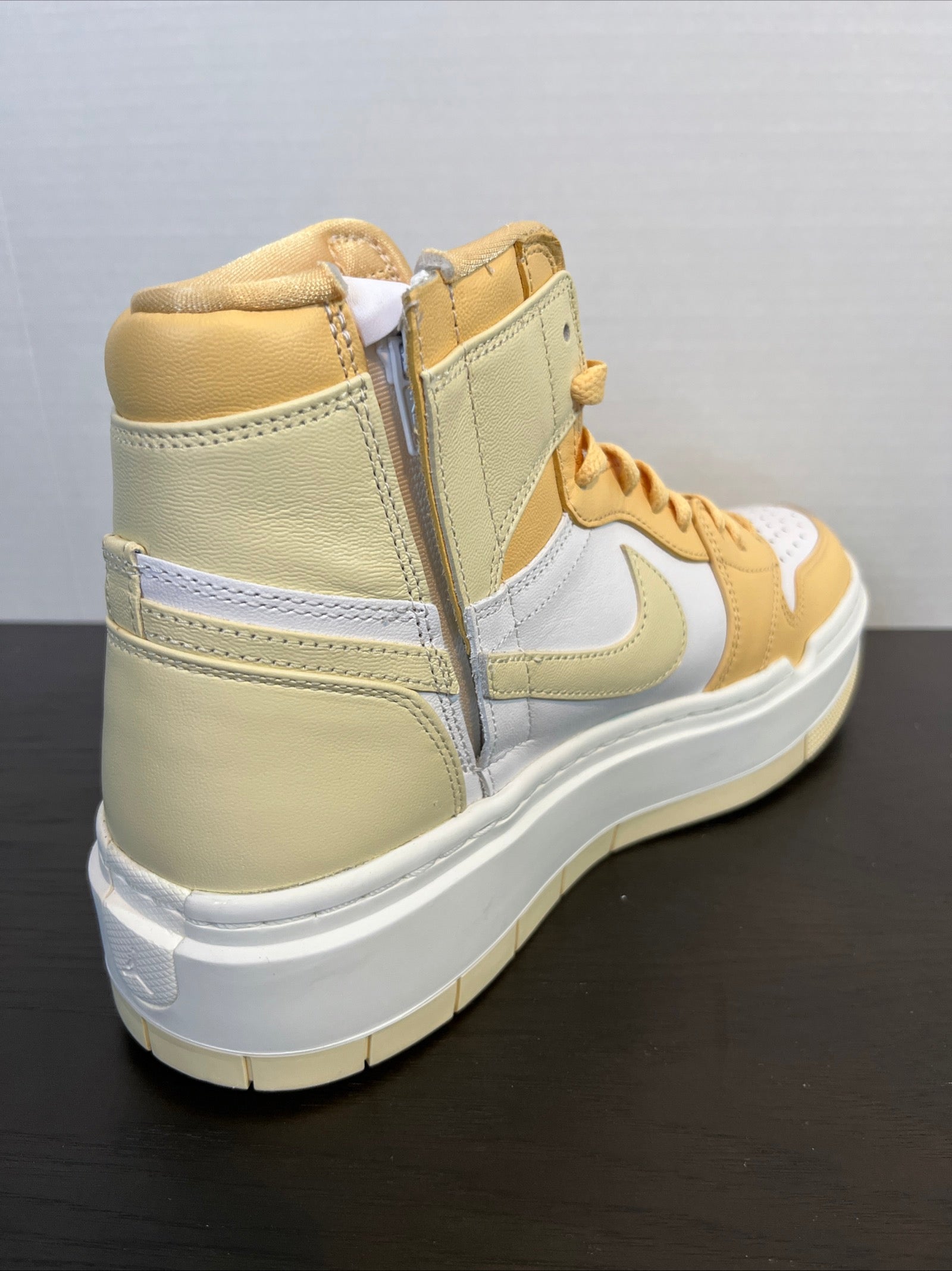 11W Nike Air Jordan 1 Elevate High SE "Sail/College Grey/Pale Vanilla" (DZ3744-100)