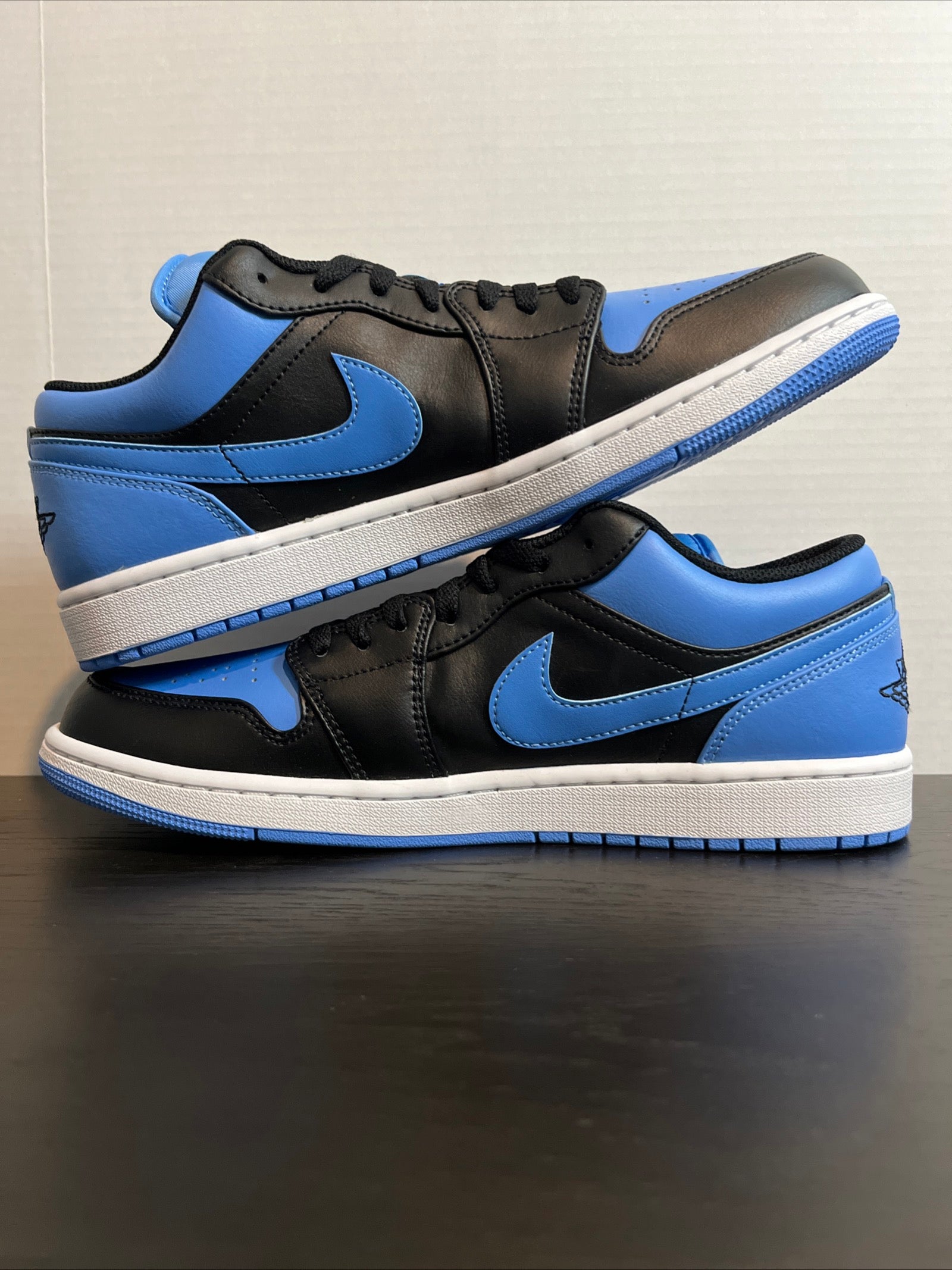 11M Nike Air Jordan 1 Low "Black/University Blue" (553558-041)