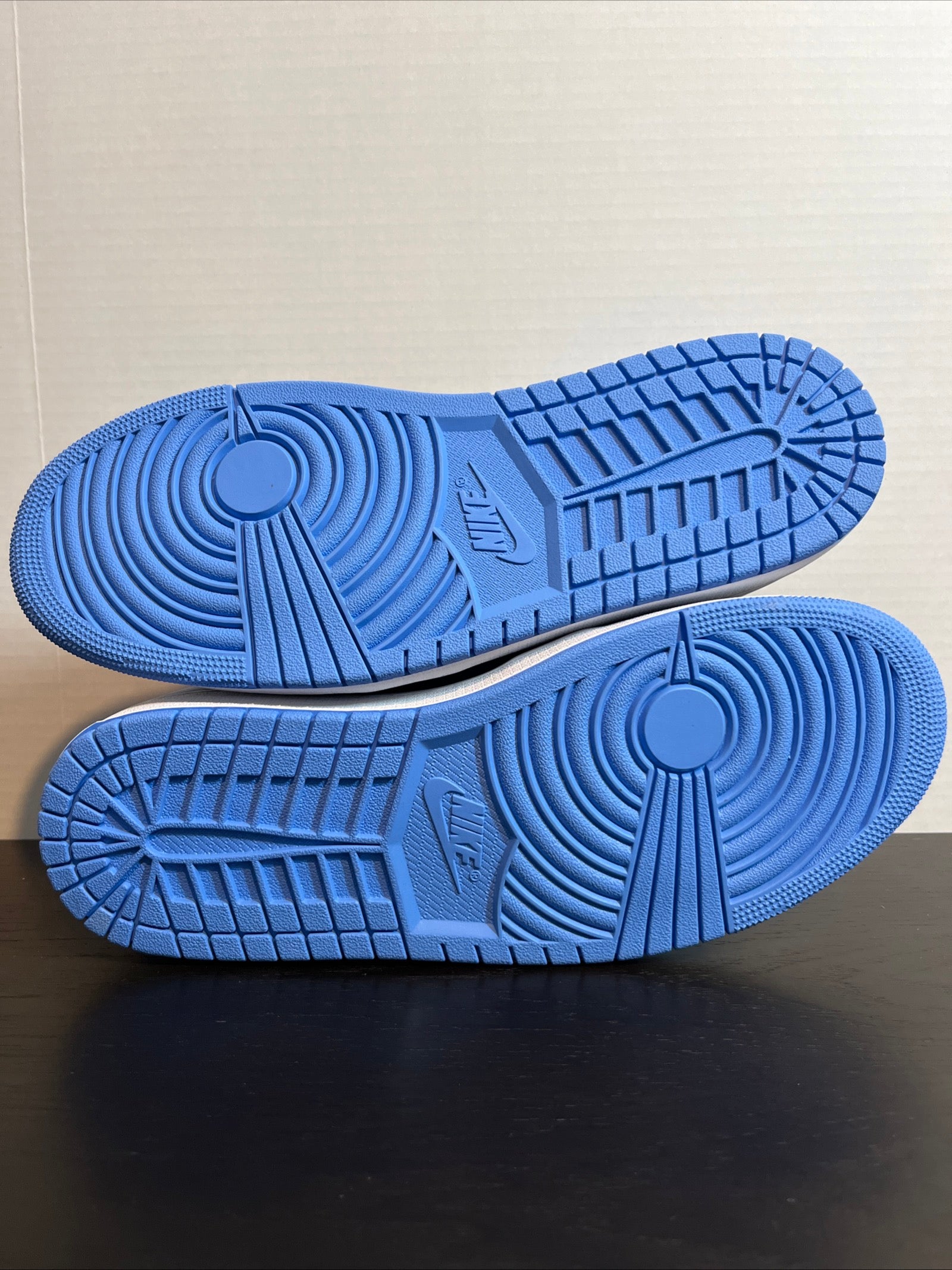 11M Nike Air Jordan 1 Low "Black/University Blue" (553558-041)
