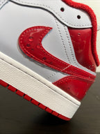 7Y Nike Air Jordan 1 Low SE (GS) "Gatorade - Football Grey/University Red" (FQ1935-018)