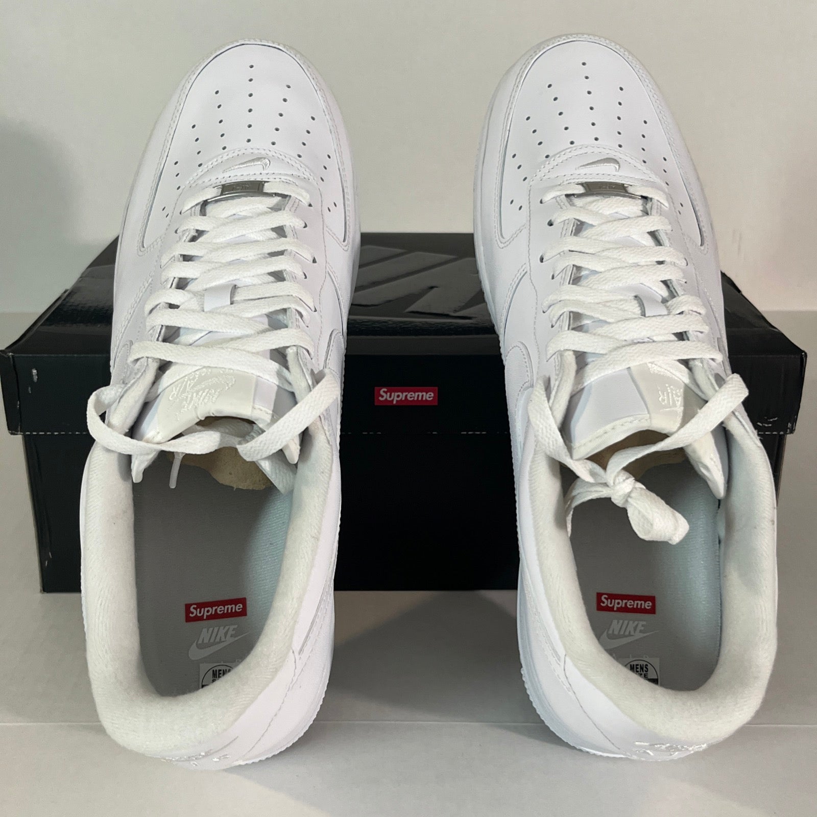 15M Nike Air Force 1 x Supreme Low Box Logo (CU9225-100)