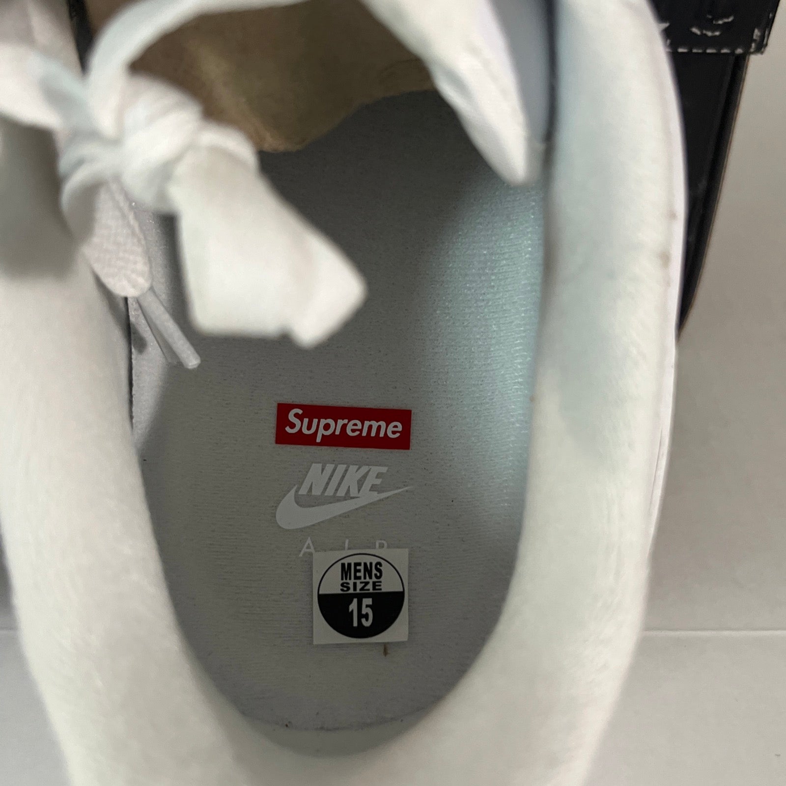 15M Nike Air Force 1 x Supreme Low Box Logo (CU9225-100)