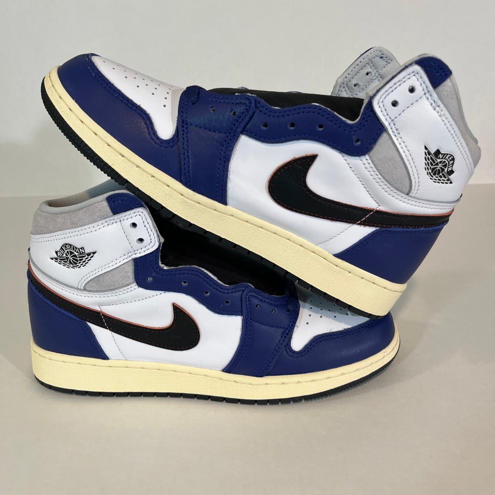 7Y Nike Air Jordan Retro High OG "Rare Air" (GS) (FD1437-100)