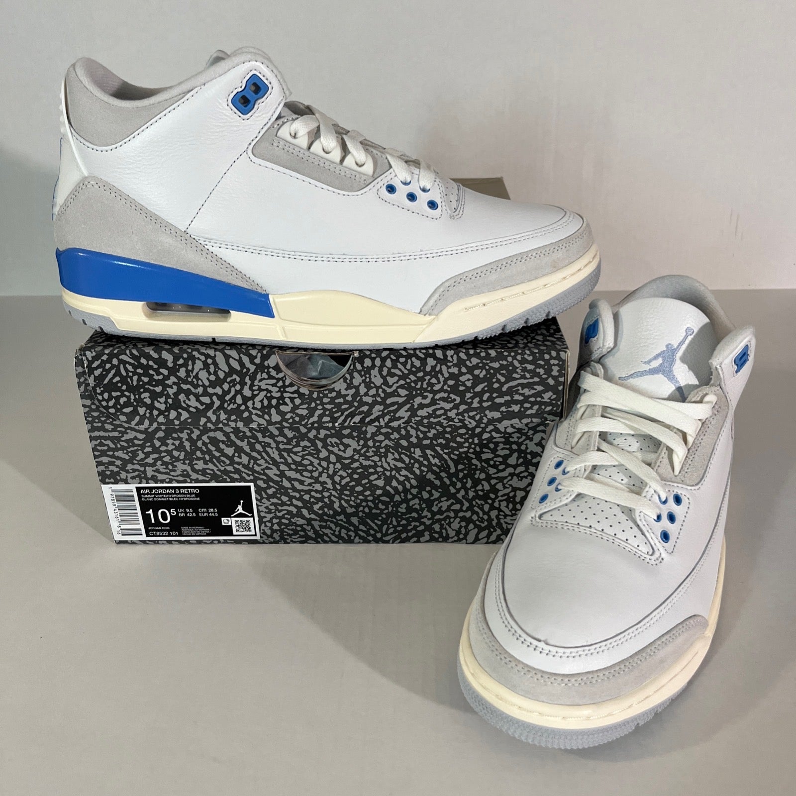 10.5M Air Jordan 3 Retro "Lucky Shorts" Summit White/Hydrogen Blue (CT8532 101)