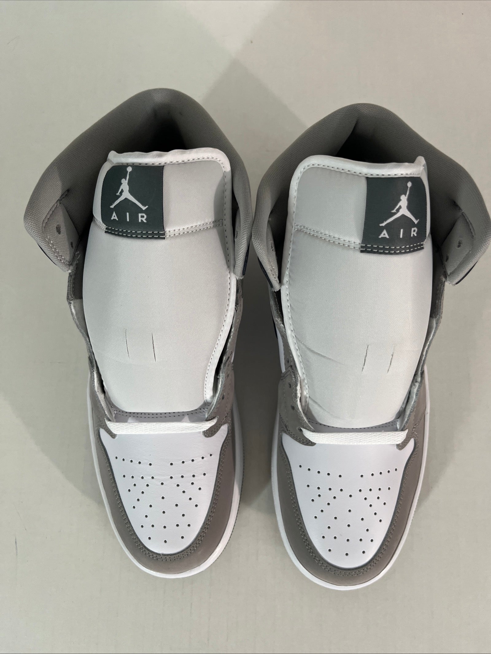 11M Nike Air Jordan 1 SE Mid Patent White/Cool Grey-Medium Grey (HF3216-100)