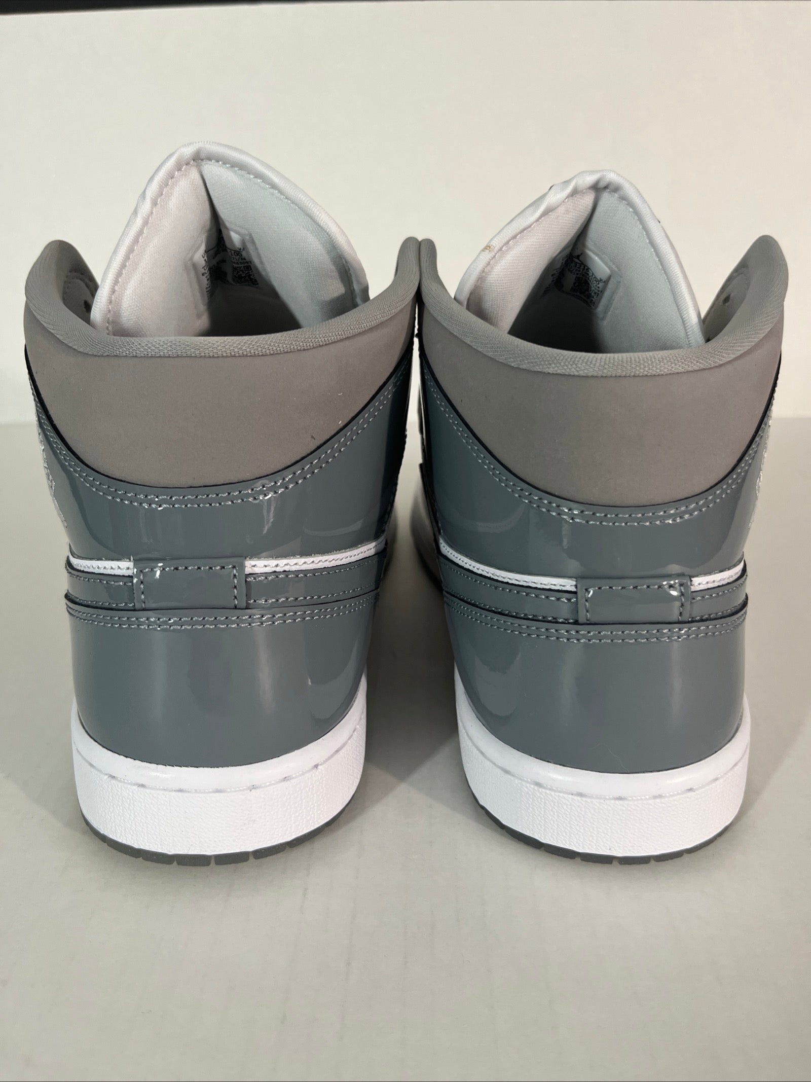 11M Nike Air Jordan 1 SE Mid Patent White/Cool Grey-Medium Grey (HF3216-100)