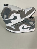 11M Nike Air Jordan 1 SE Mid Patent White/Cool Grey-Medium Grey (HF3216-100)