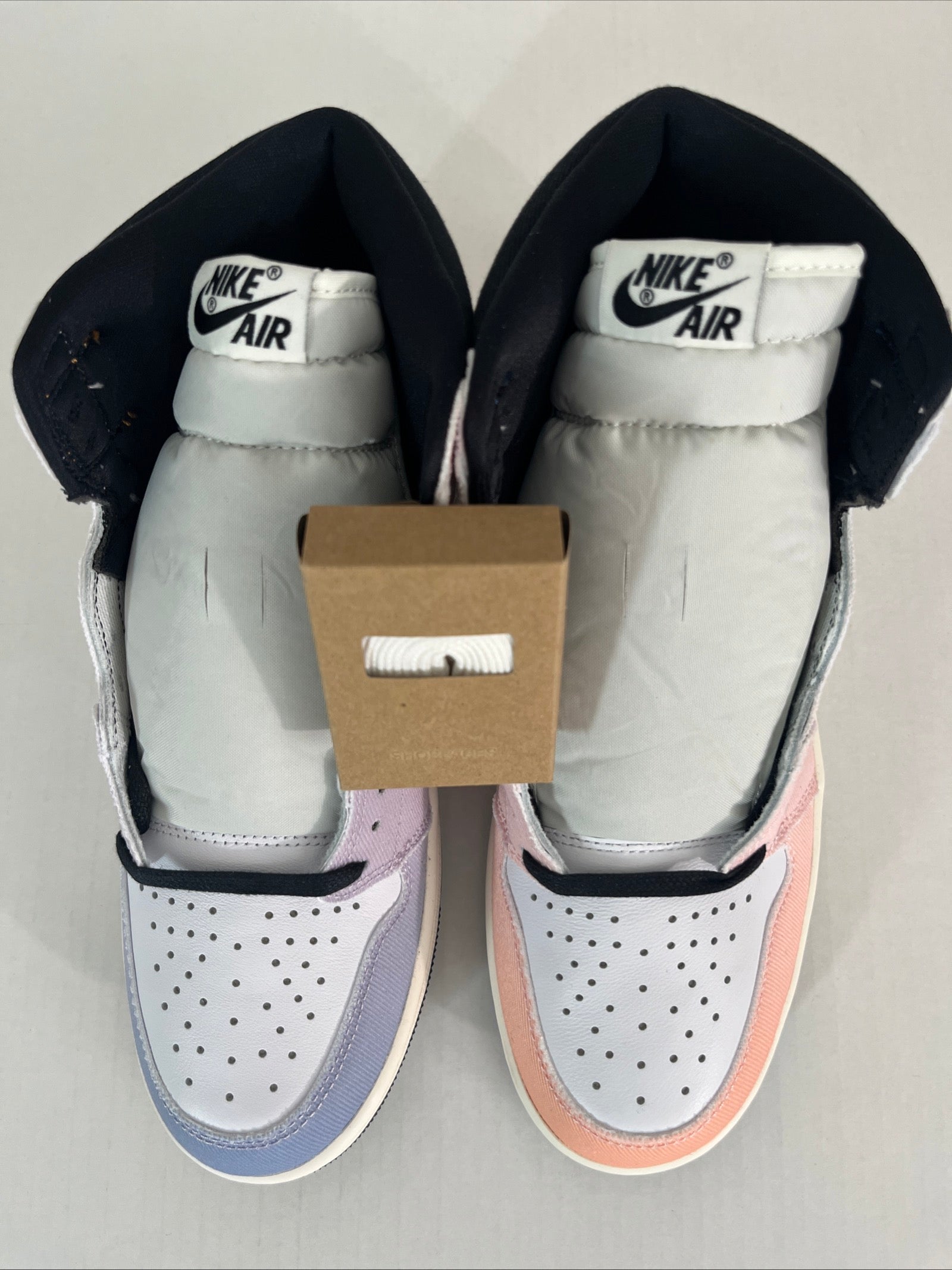 10M Nike Air Jordan 1 Retro OG High Skyline (DX0054-805)