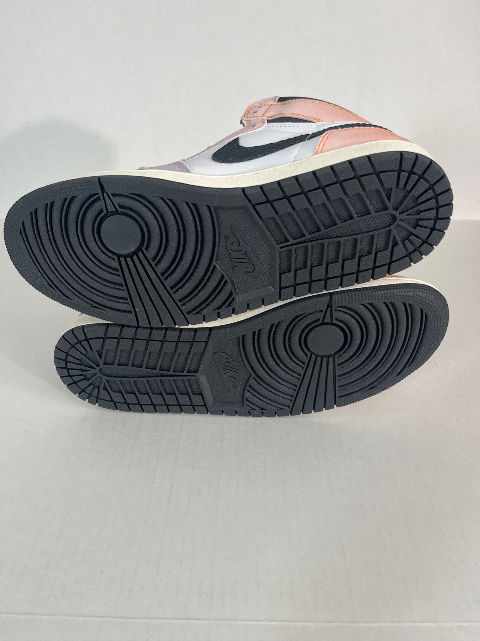 10M Nike Air Jordan 1 Retro OG High Skyline (DX0054-805)