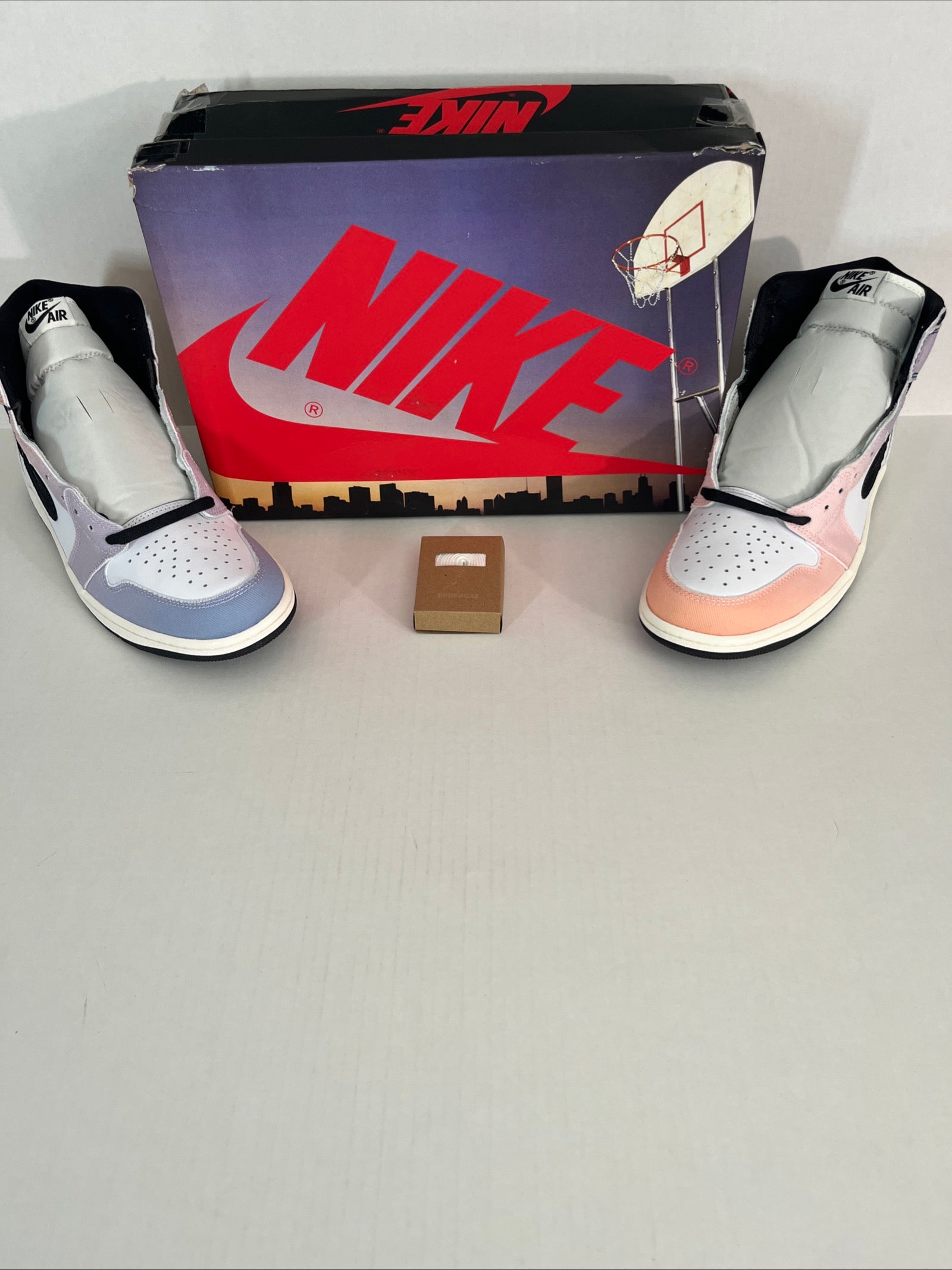 10M Nike Air Jordan 1 Retro OG High Skyline (DX0054-805)