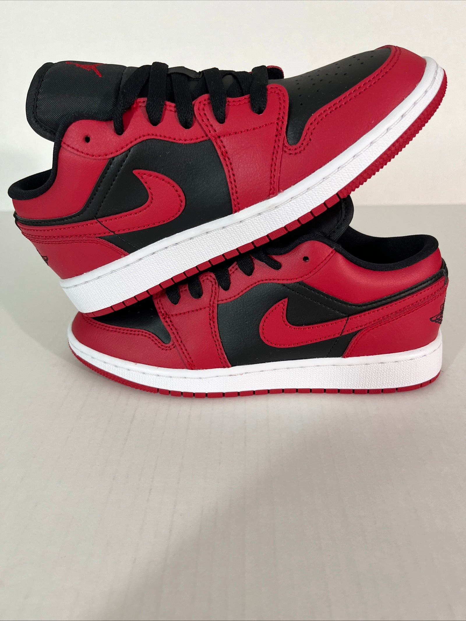 4Y Nike Air Jordan 1 Low Reverse Bred Gym Red/Black-White (553560-606)