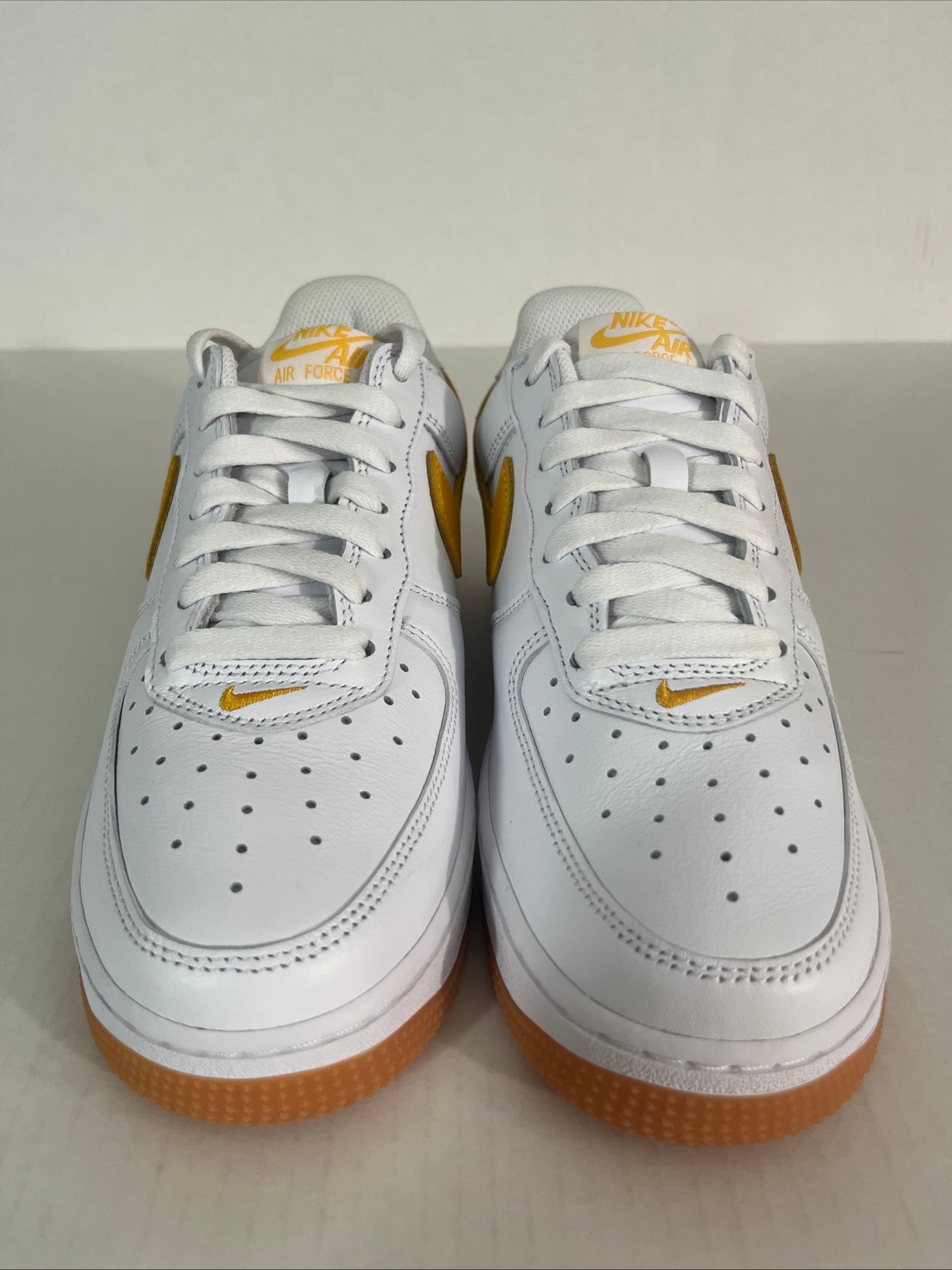 6M/7.5W Nike Air Force 1 Low Retro QS (FD7039-100)