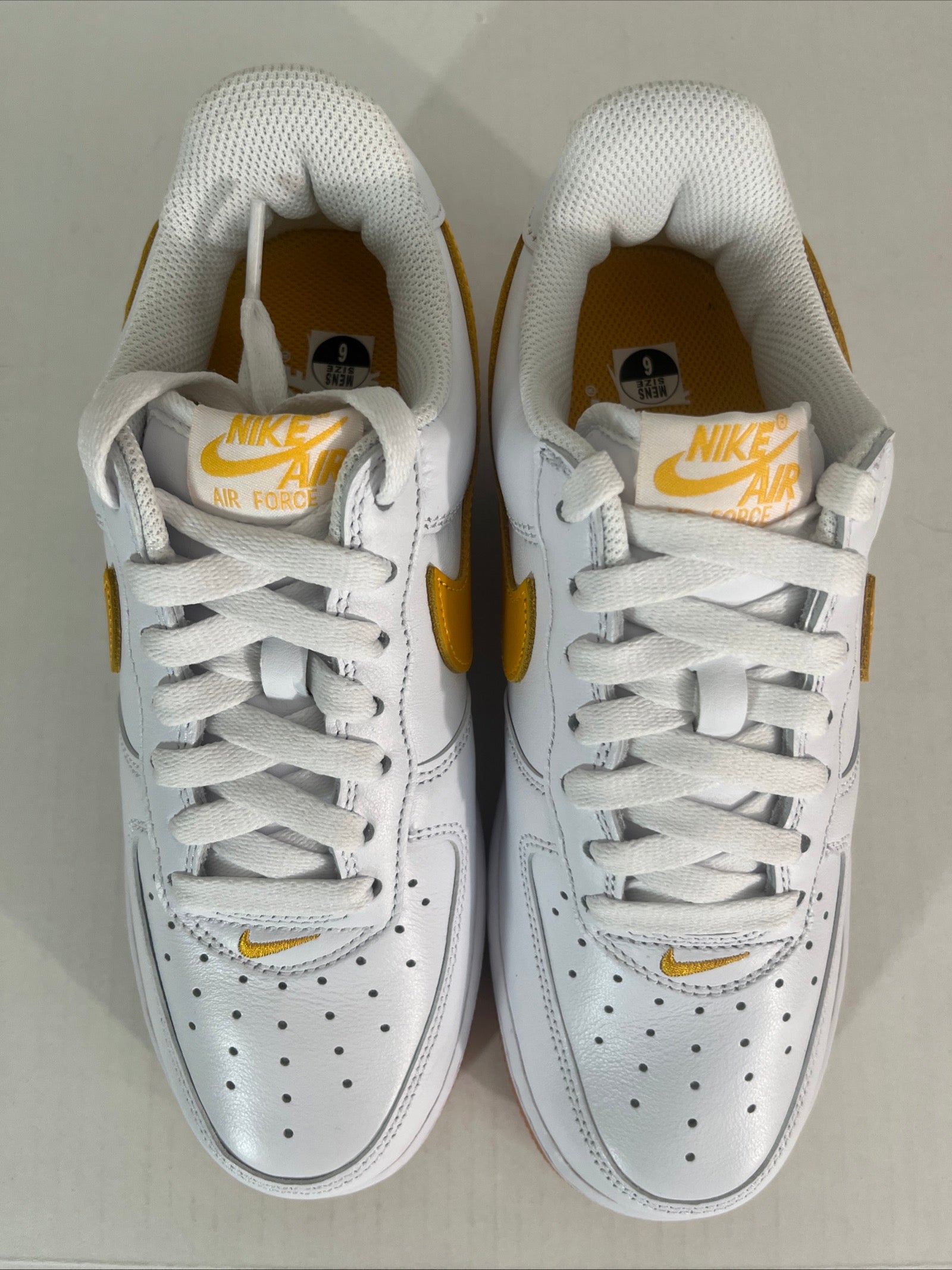 6M/7.5W Nike Air Force 1 Low Retro QS (FD7039-100)