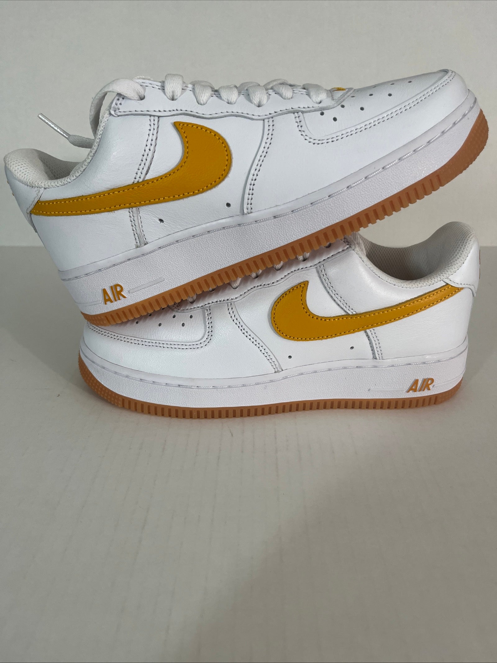 6M/7.5W Nike Air Force 1 Low Retro QS (FD7039-100)