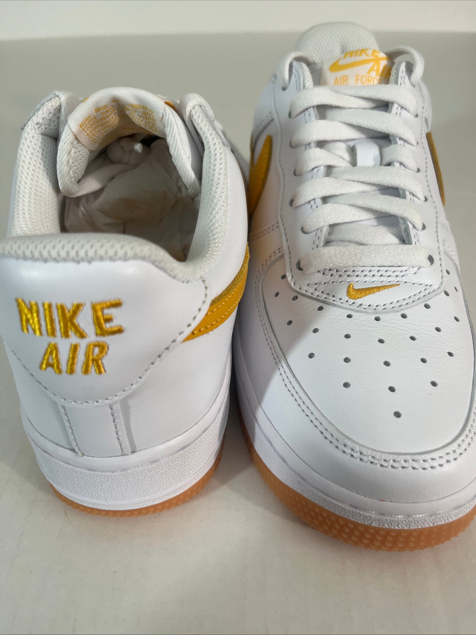 6M/7.5W Nike Air Force 1 Low Retro QS (FD7039-100)