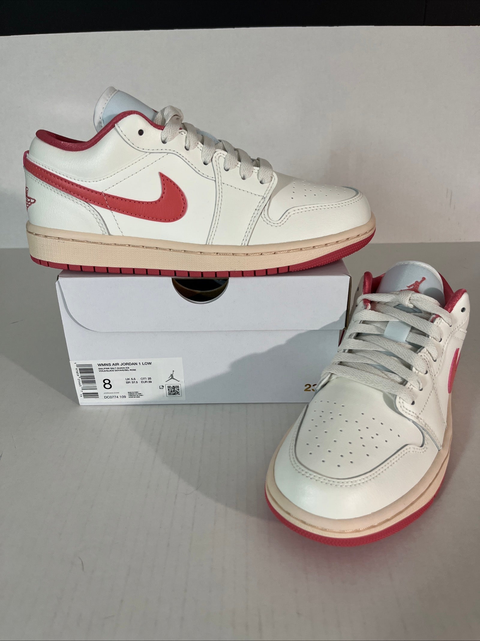 8W Nike Air Jordan 1 Low Sail/Pink Salt-Guava Ice (DC0774-109)