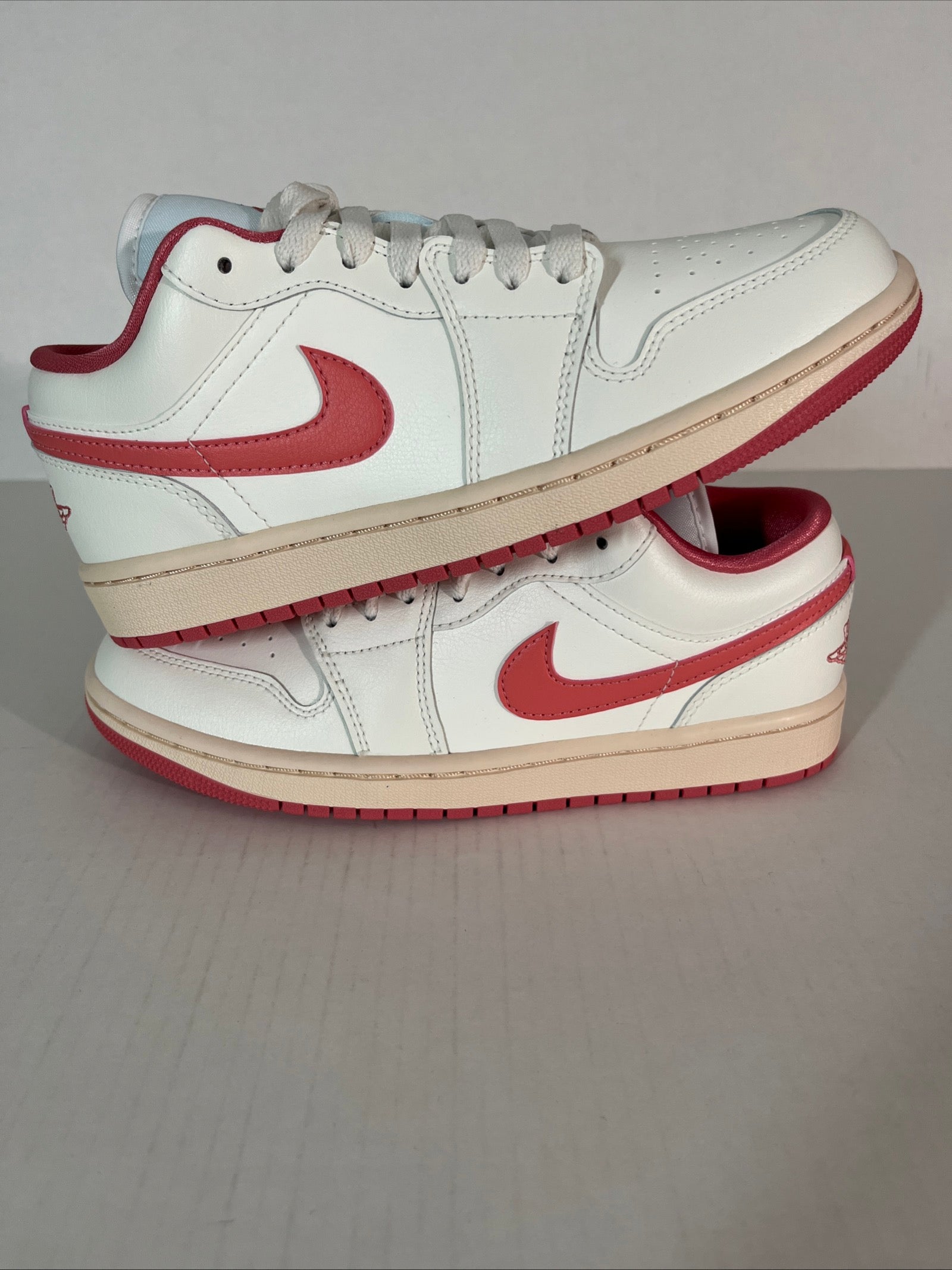 8W Nike Air Jordan 1 Low Sail/Pink Salt-Guava Ice (DC0774-109)