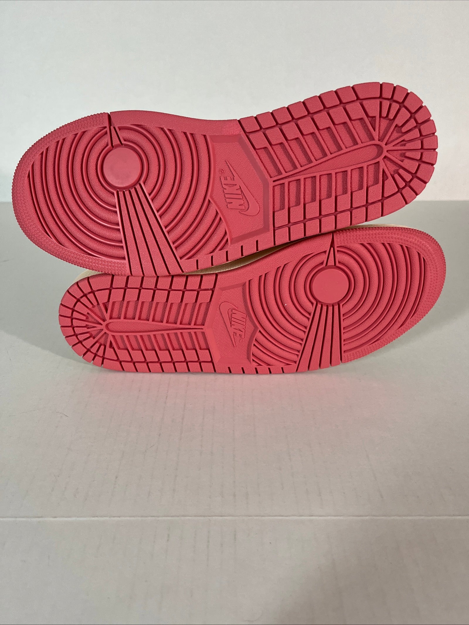 8W Nike Air Jordan 1 Low Sail/Pink Salt-Guava Ice (DC0774-109)