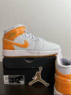 7Y Nike Air Jordan 1 Mid SE (GS) "Gatorade - Football Grey/Orange Peel" (FN9053-018)